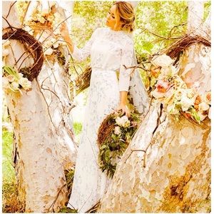 PRICE DROP❗️RARE Floral Runway flowy skirt